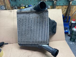 bontott AUDI Q7 Intercooler