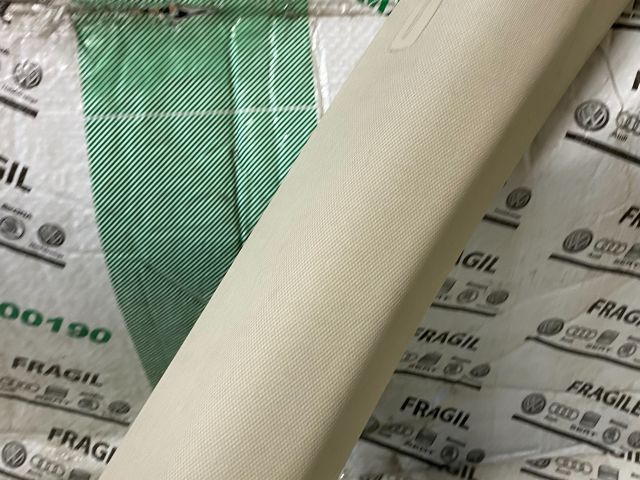 bontott AUDI Q7 Jobb A Oszlop Burkolat