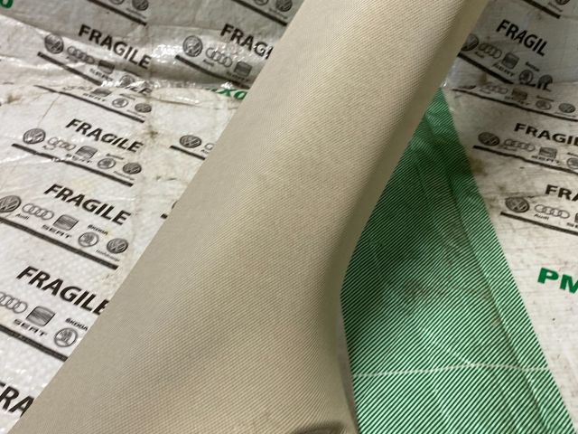 bontott AUDI Q7 Jobb A Oszlop Burkolat