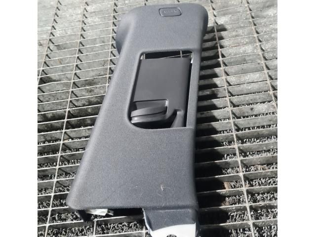 bontott AUDI Q7 Jobb B Oszlop Burkolat