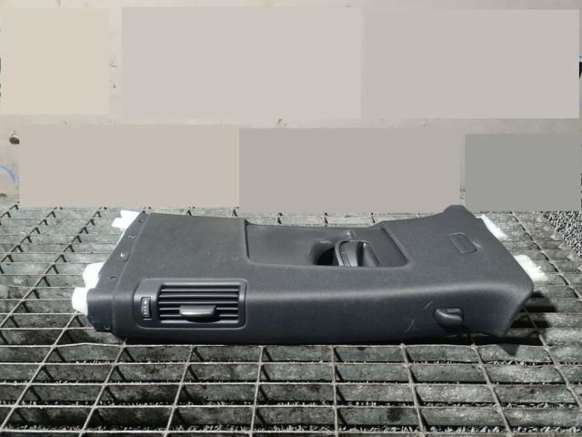 bontott AUDI Q7 Jobb B Oszlop Burkolat