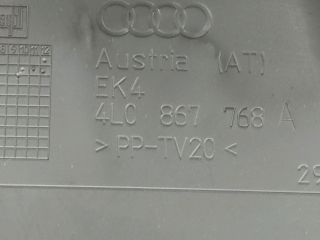 bontott AUDI Q7 Jobb C Oszlop Burkolat