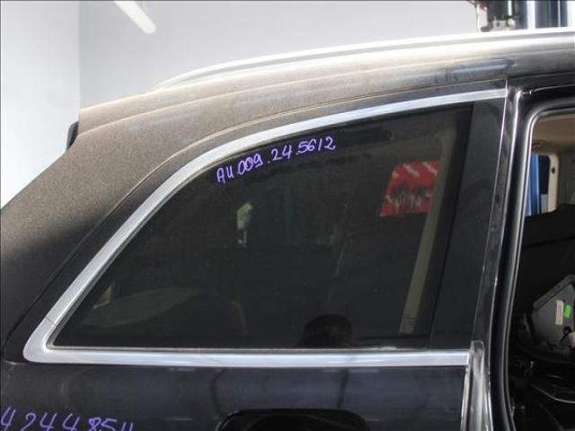 bontott AUDI Q7 Jobb C Oszlop Oldalablak Üveg