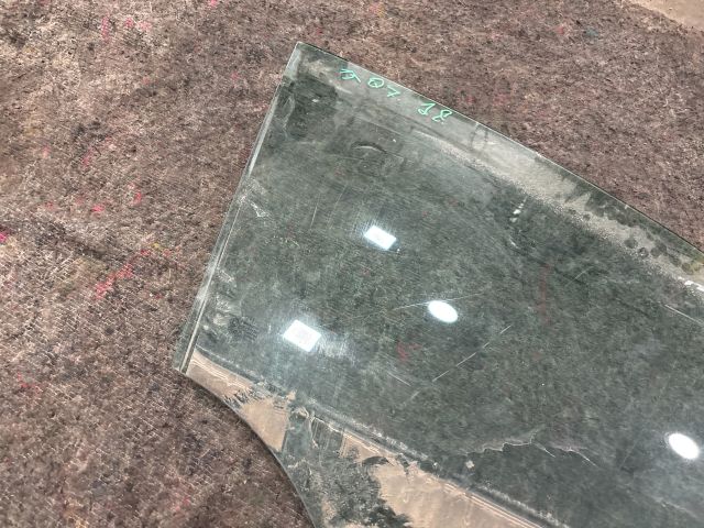 bontott AUDI Q7 Jobb első Ablak