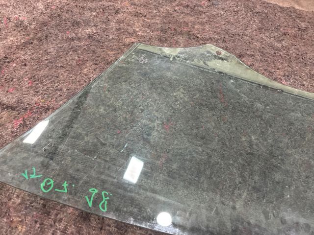 bontott AUDI Q7 Jobb első Ablak