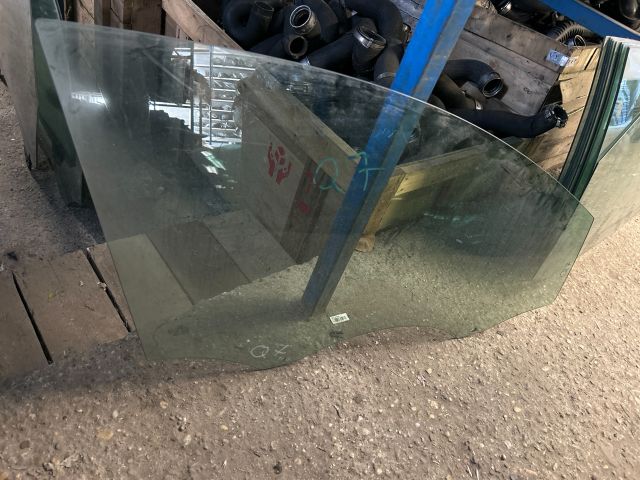bontott AUDI Q7 Jobb első Ablak