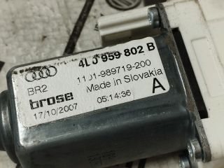 bontott AUDI Q7 Jobb első Ablakemelő Motor