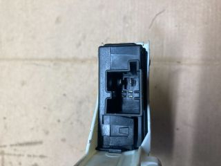 bontott AUDI Q7 Jobb első Ablakemelő Motor