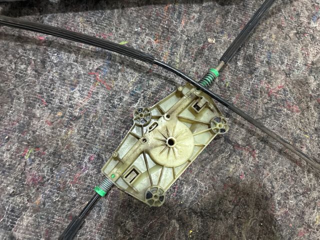 bontott AUDI Q7 Jobb első Ablakemelő Szerkezet (Elektromos)