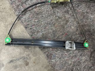 bontott AUDI Q7 Jobb első Ablakemelő Szerkezet (Elektromos)