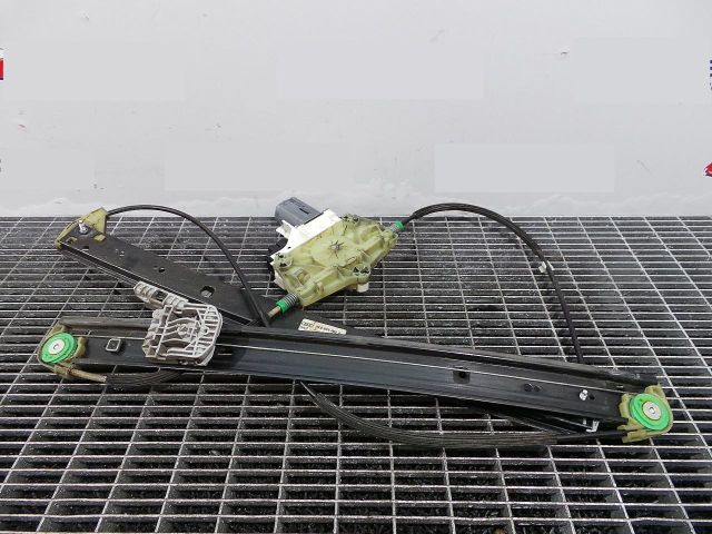 bontott AUDI Q7 Jobb első Ablakemelő Szerkezet (Elektromos)