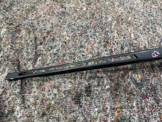 bontott AUDI Q7 Jobb első Ablaktörlő Kar