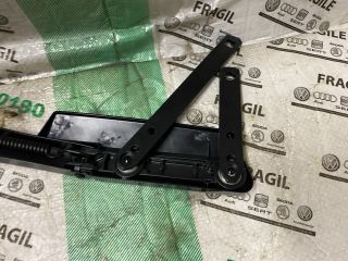 bontott AUDI Q7 Jobb első Ablaktörlő Kar