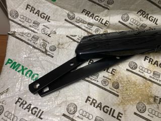 bontott AUDI Q7 Jobb első Ablaktörlő Kar