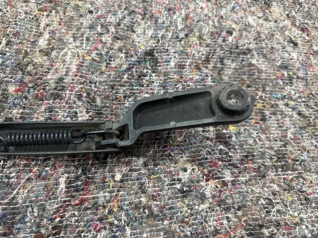 bontott AUDI Q7 Jobb első Ablaktörlő Kar