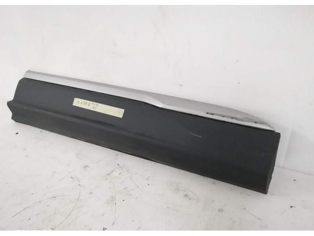 bontott AUDI Q7 Jobb első Ajtó Díszléc