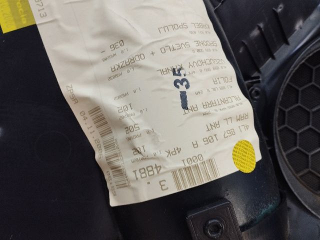 bontott AUDI Q7 Jobb első Ajtó Kárpit