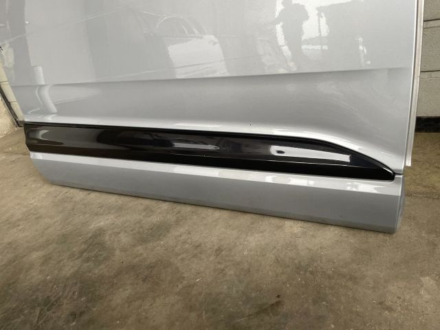 bontott AUDI Q7 Jobb első Ajtó (Üres lemez)