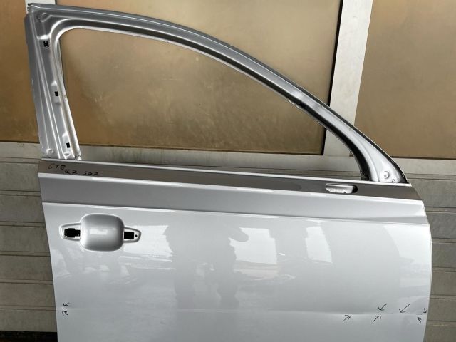 bontott AUDI Q7 Jobb első Ajtó (Üres lemez)