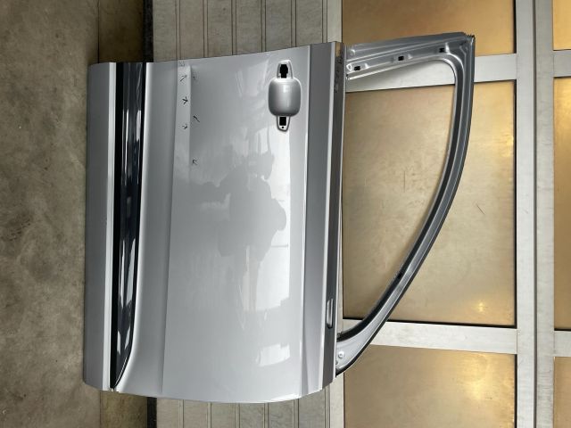 bontott AUDI Q7 Jobb első Ajtó (Üres lemez)