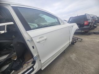 bontott AUDI Q7 Jobb első Ajtó (Üres lemez)