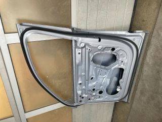 bontott AUDI Q7 Jobb első Ajtó (Üres lemez)