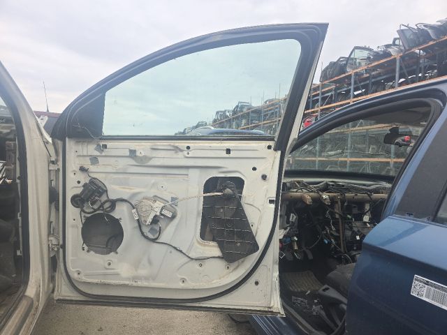 bontott AUDI Q7 Jobb első Ajtó (Üres lemez)