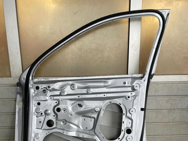 bontott AUDI Q7 Jobb első Ajtó (Üres lemez)