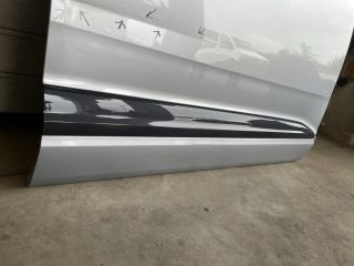bontott AUDI Q7 Jobb első Ajtó (Üres lemez)