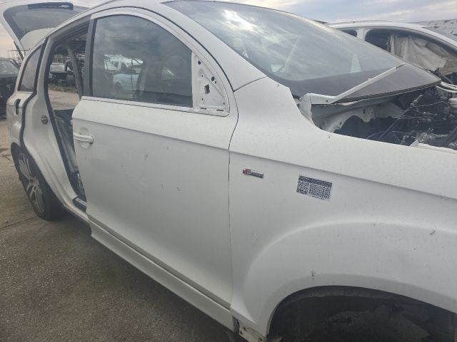 bontott AUDI Q7 Jobb első Ajtó (Üres lemez)