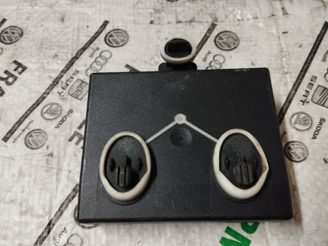 bontott AUDI Q7 Jobb első Ajtó Vezérlőegység