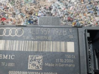 bontott AUDI Q7 Jobb első Ajtó Vezérlőegység