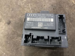 bontott AUDI Q7 Jobb első Ajtó Vezérlőegység