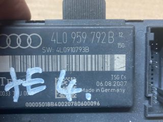 bontott AUDI Q7 Jobb első Ajtó Vezérlőegység