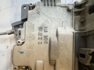 bontott AUDI Q7 Jobb első Ajtózár