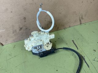 bontott AUDI Q7 Jobb első Ajtózár