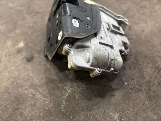 bontott AUDI Q7 Jobb első Ajtózár