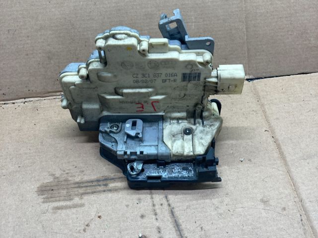 bontott AUDI Q7 Jobb első Ajtózár