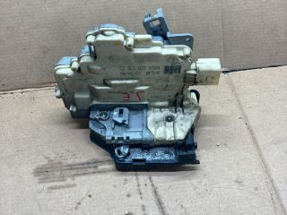 bontott AUDI Q7 Jobb első Ajtózár