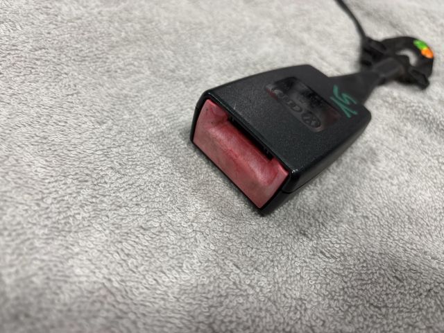 bontott AUDI Q7 Jobb első Biztonsági Öv Csat