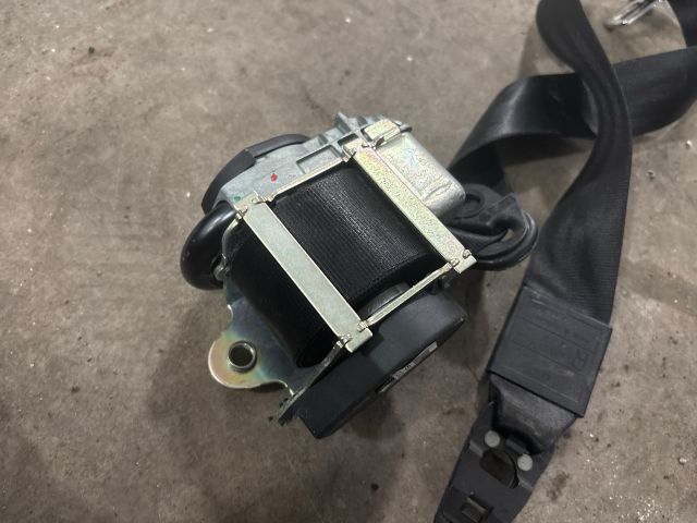 bontott AUDI Q7 Jobb első Biztonsági Öv