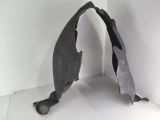 bontott AUDI Q7 Jobb első Dobbetét (Kerékjárati, Műanyag)