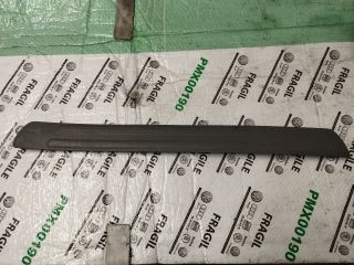 bontott AUDI Q7 Jobb első Küszöb Díszléc