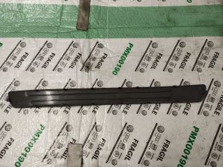 bontott AUDI Q7 Jobb első Küszöb Díszléc