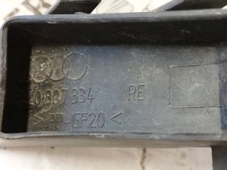 bontott AUDI Q7 Jobb első Lökhárító Tartó (Műanyag)