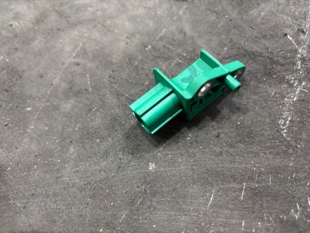 bontott AUDI Q7 Jobb első Oldal Ütközés Érzékelő