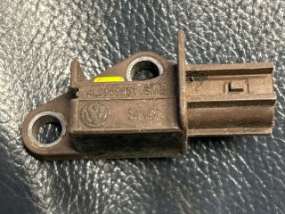 bontott AUDI Q7 Jobb első Oldal Ütközés Érzékelő