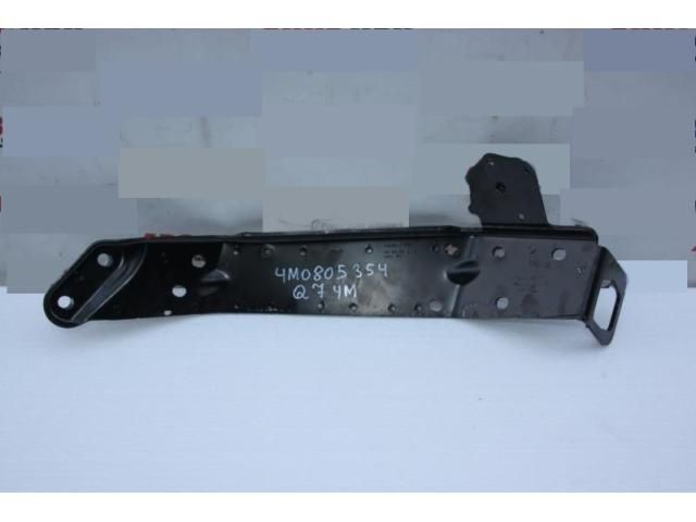 bontott AUDI Q7 Jobb Fényszóró Tartó