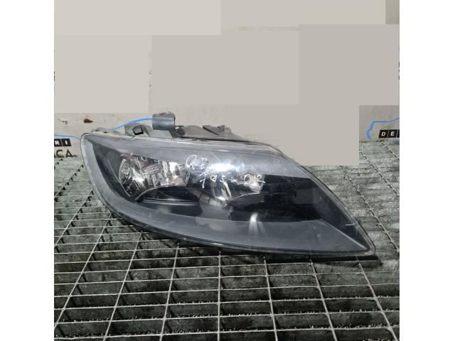 bontott AUDI Q7 Jobb Fényszóró