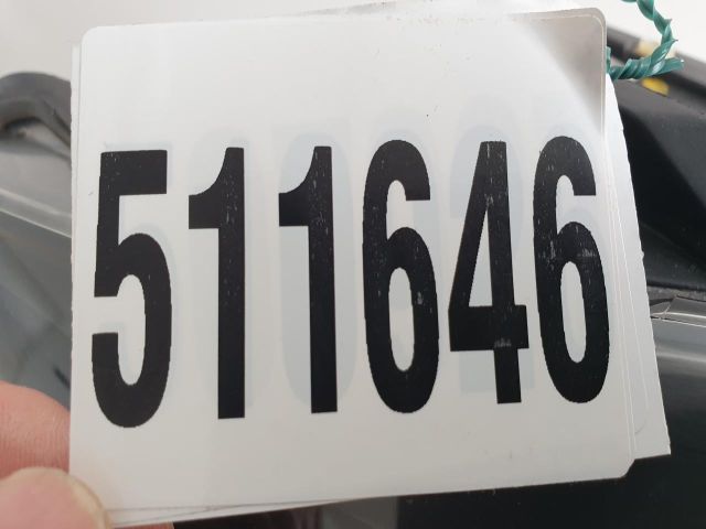 bontott AUDI Q7 Jobb Fényszóró